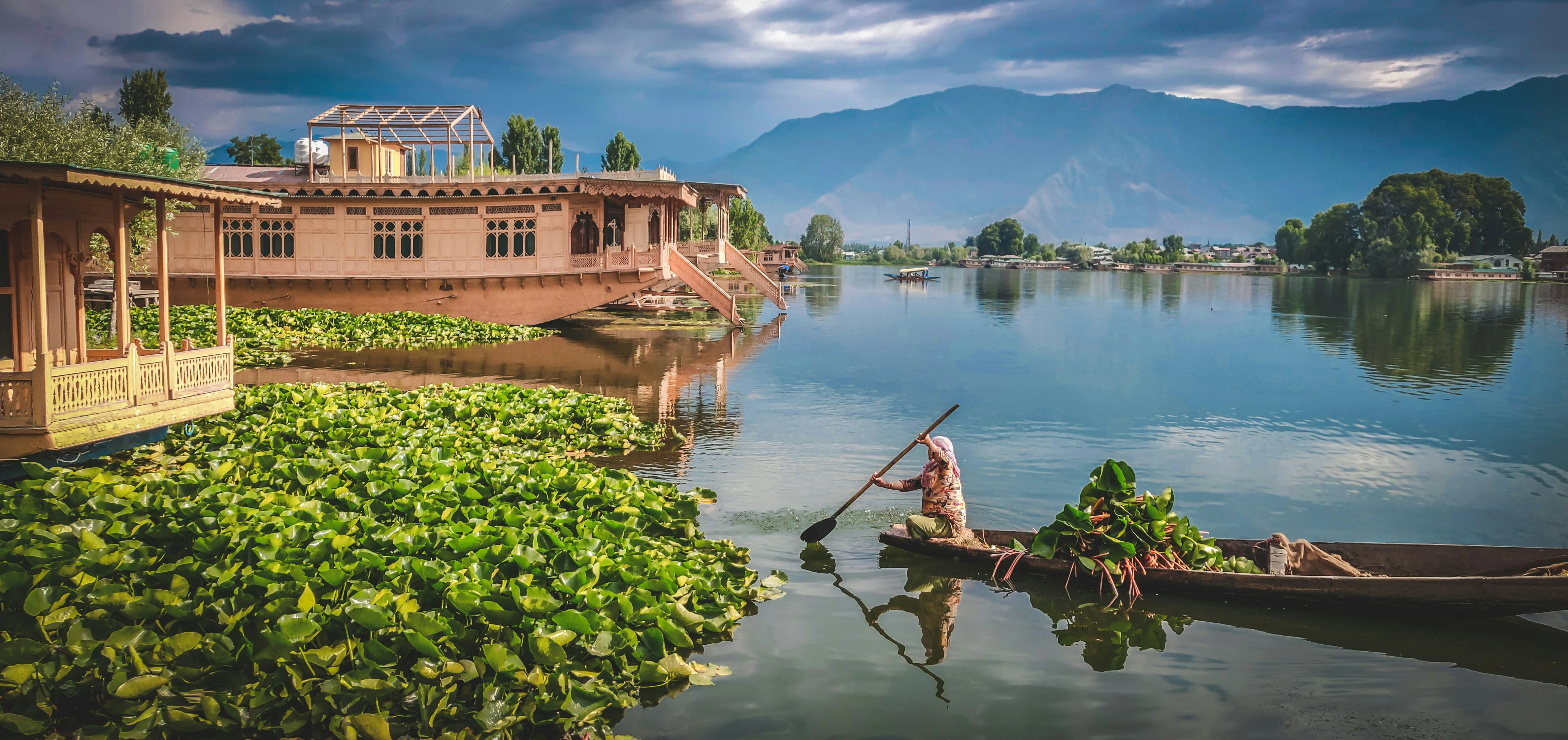 Kashmir Leisure Tour Package - C Himalaya