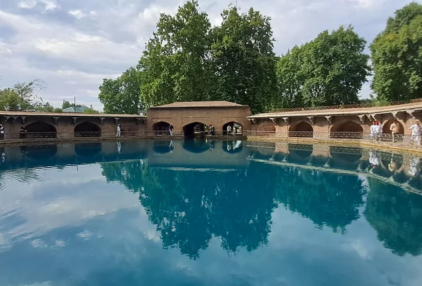 Kashmir Group Tour - 5 Days