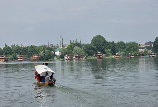 Srinagar Family Tour Package